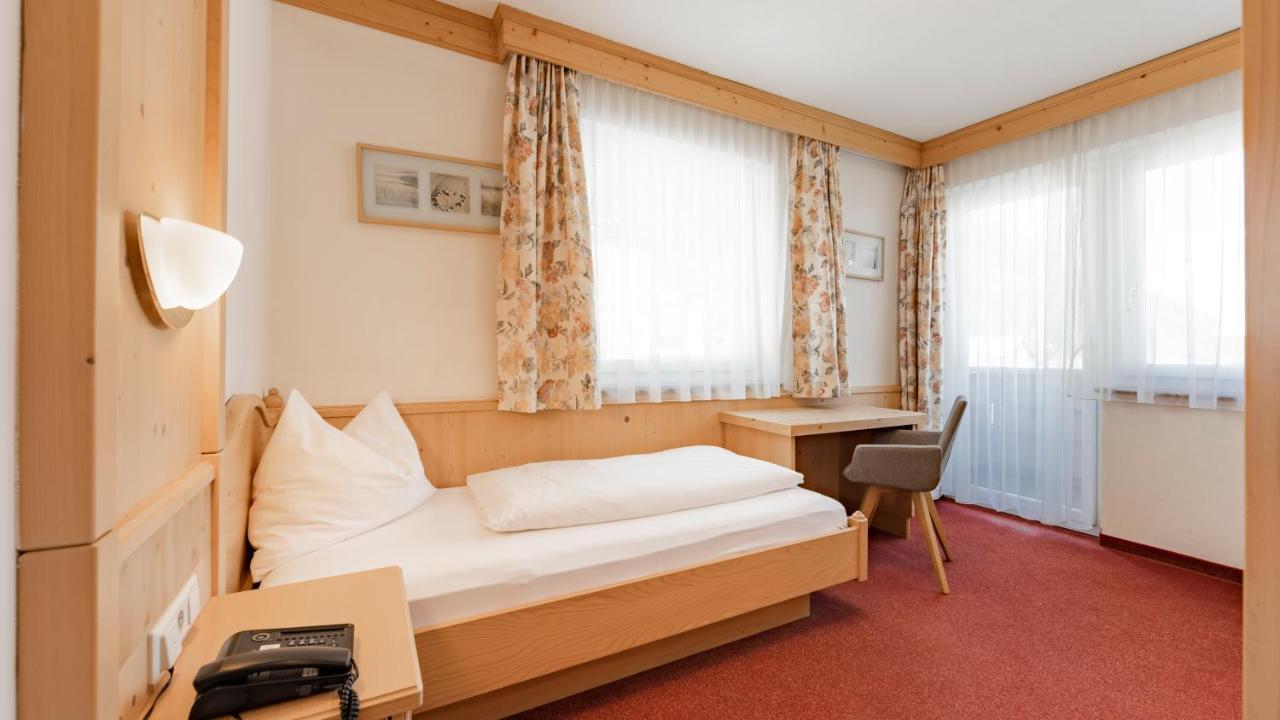 Alp Larain B&B Ισγκλ Εξωτερικό φωτογραφία