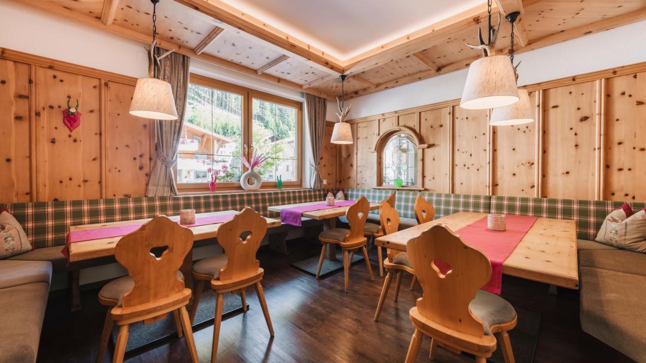 Alp Larain B&B Ισγκλ Εξωτερικό φωτογραφία