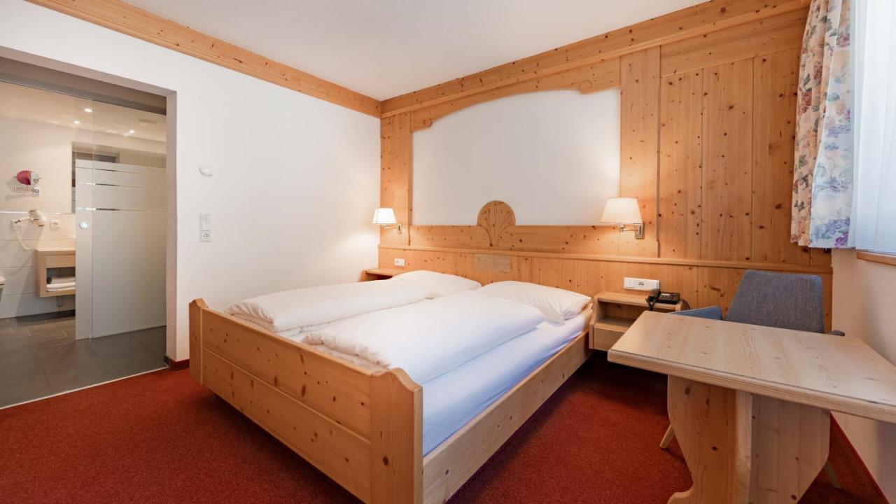 Alp Larain B&B Ισγκλ Εξωτερικό φωτογραφία