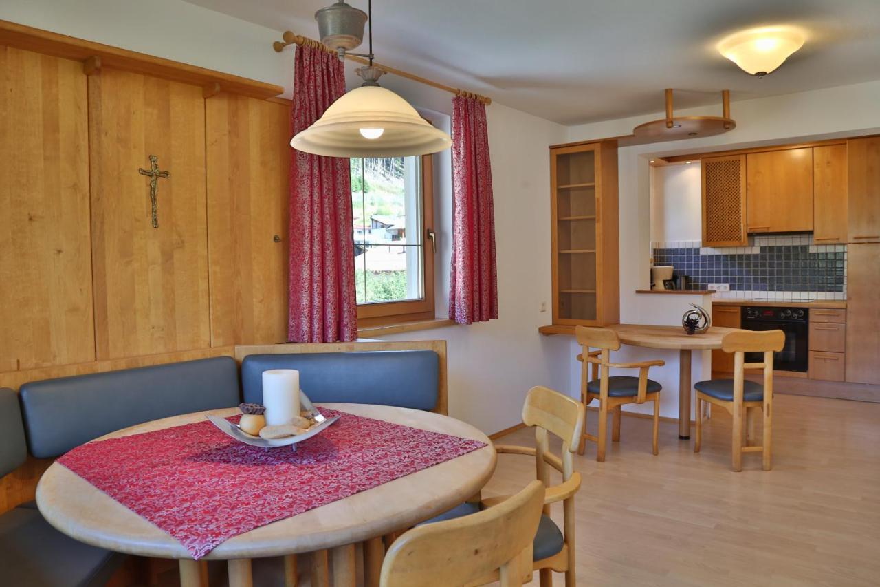 Alp Larain B&B Ισγκλ Εξωτερικό φωτογραφία