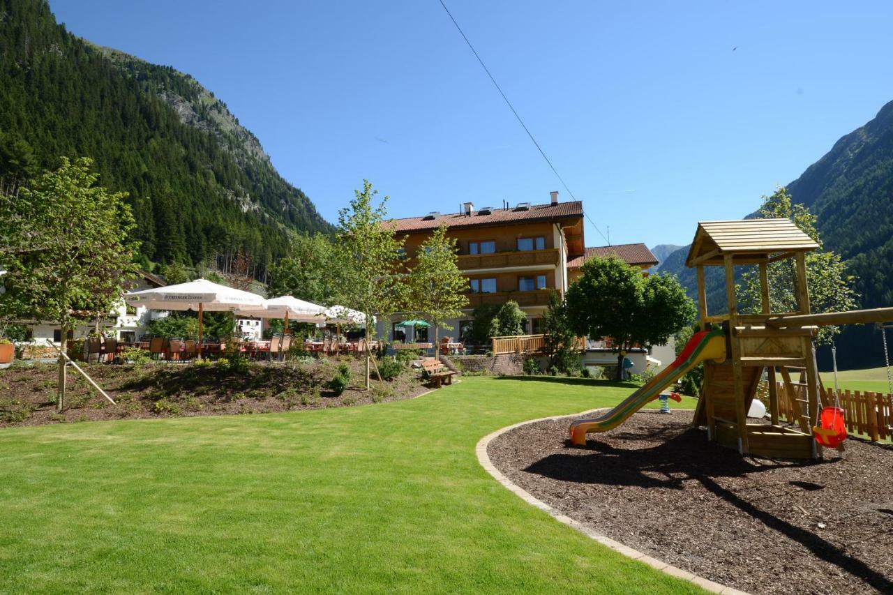 Alp Larain B&B Ισγκλ Εξωτερικό φωτογραφία